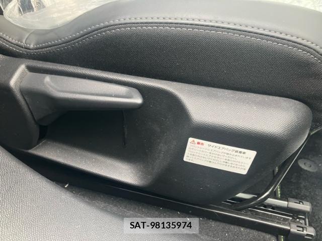 Peugeot 2008 2022-07 7619142-19