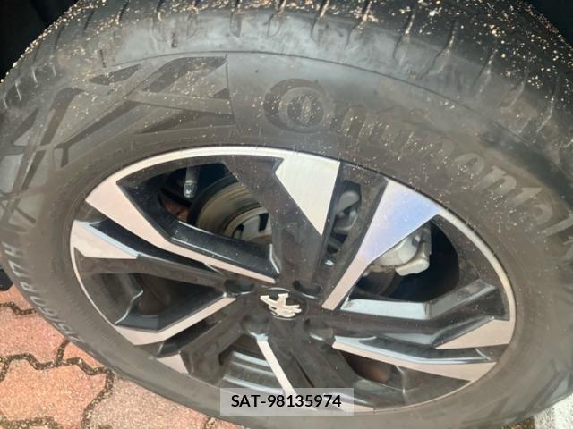 Peugeot 2008 2022-07 7619142-3