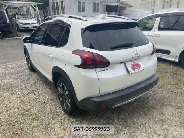 Peugeot 2008 2018-08 7619145-2