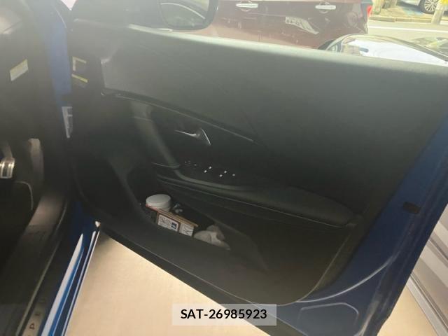 Peugeot 2008 2022-07 7619143-9