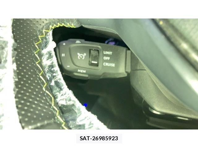 Peugeot 2008 2022-07 7619143-26