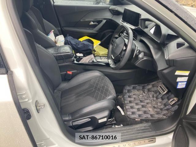 Peugeot 2008 2022-06 7727095-9