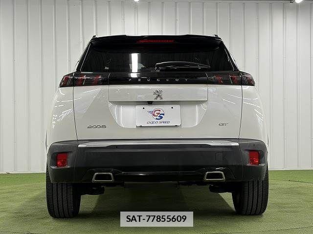 Peugeot 2008 2021-06 7788148-13