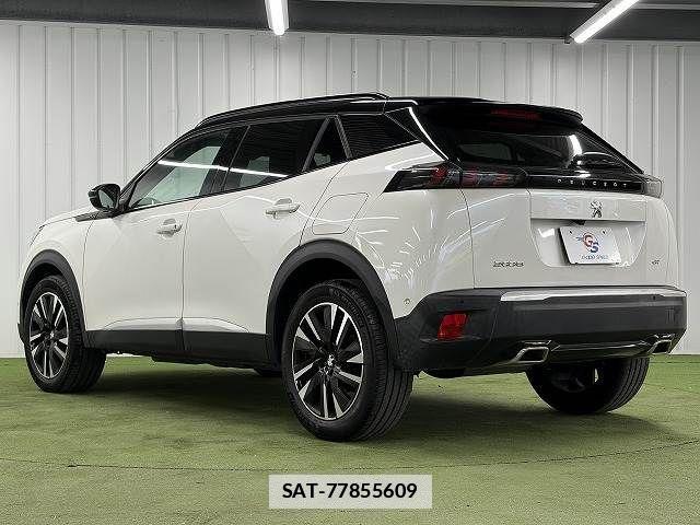 Peugeot 2008 2021-06 7788148-16