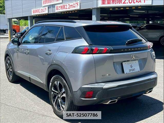 Peugeot 2008 2021-03 7788145-16