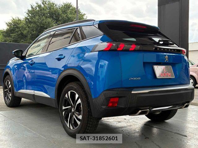Peugeot 2008 2021-07 7788144-27