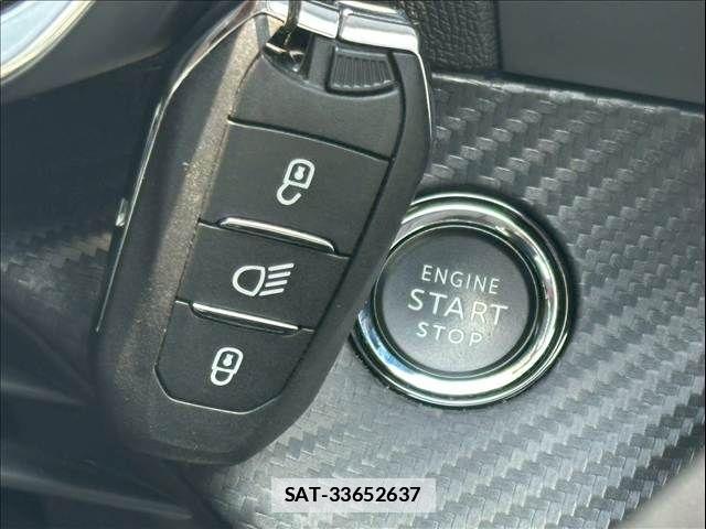 Peugeot 2008 2021-06 7788147-9