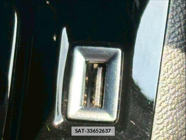 Peugeot 2008 2021-06 7788147-10