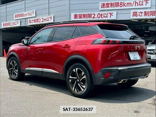 Peugeot 2008 2021-06 7788147-16