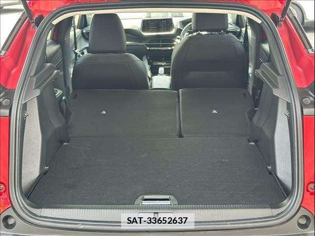 Peugeot 2008 2021-06 7788147-17