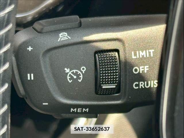 Peugeot 2008 2021-06 7788147-7