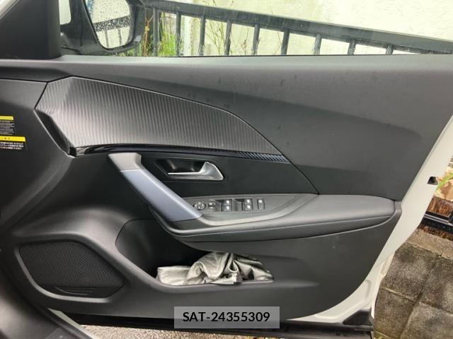 Peugeot 2008 2021-01 7878737-29