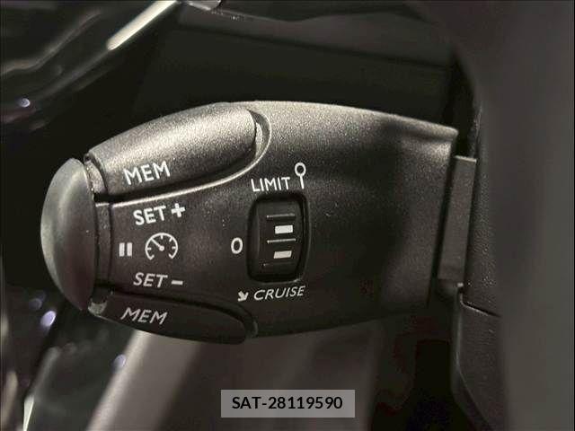 Peugeot 2008 2021-08 7963262-5