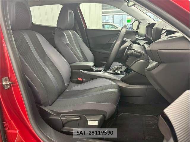 Peugeot 2008 2021-08 7963262-6