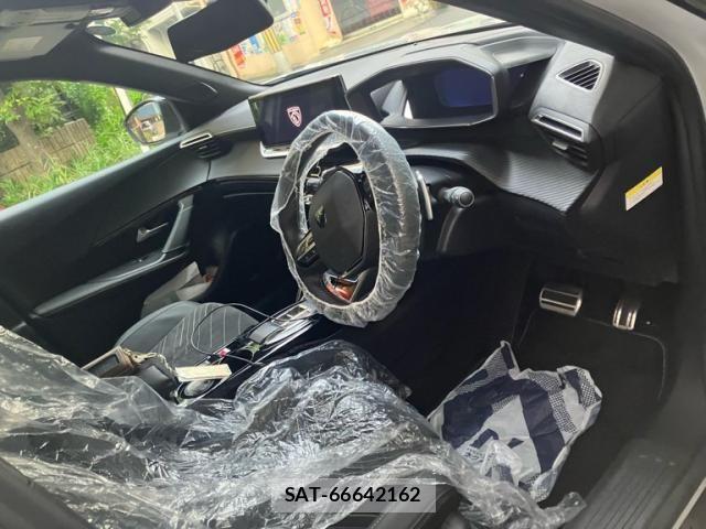 Peugeot 2008 2023-10 7963260-10