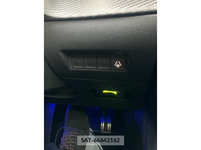 Peugeot 2008 2023-10 7963260-14