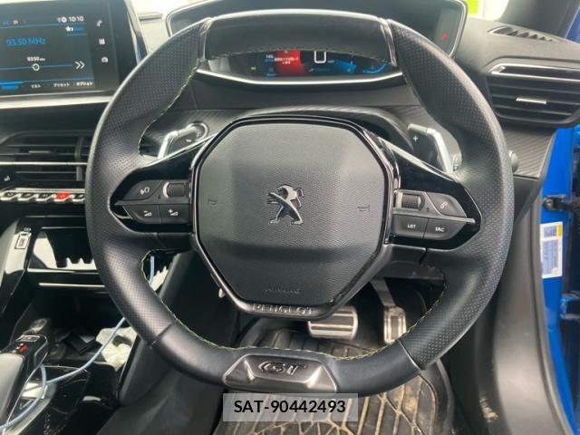 Peugeot 2008 2021-12 8037566-13
