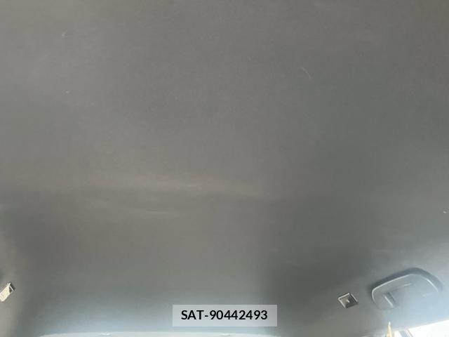 Peugeot 2008 2021-12 8037566-21