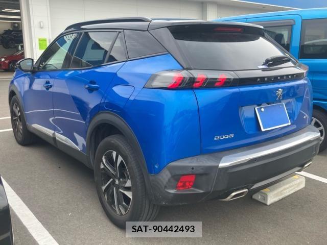 Peugeot 2008 2021-12 8037566-5