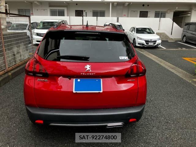 Peugeot 2008 2017-05 8037565-9