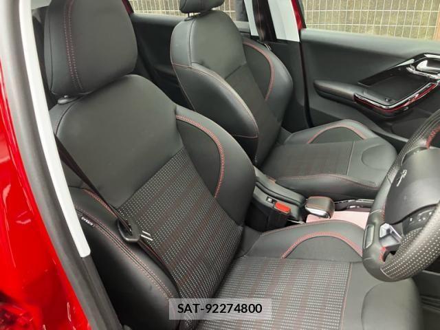 Peugeot 2008 2017-05 8037565-11
