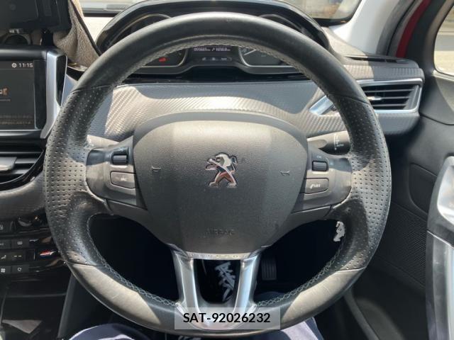 Peugeot 2008 2018-07 8075098-10