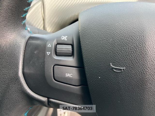 Peugeot 2008 2016-10 8075100-17