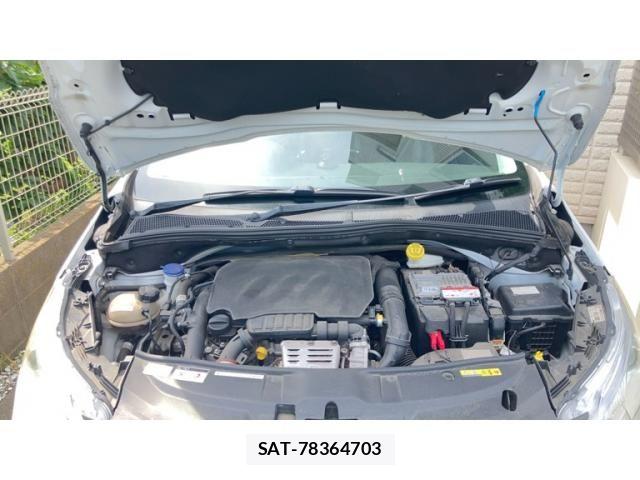 Peugeot 2008 2016-10 8075100-24