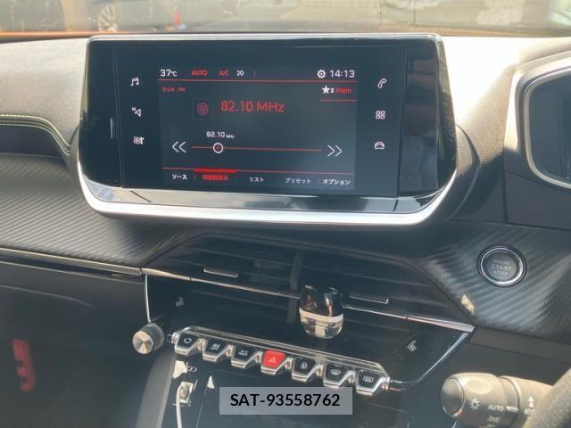 Peugeot 2008 2021-03 8101177-18