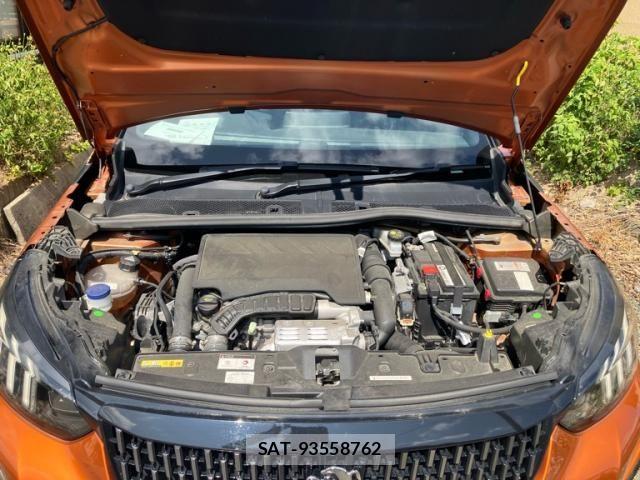 Peugeot 2008 2021-03 8101177-25