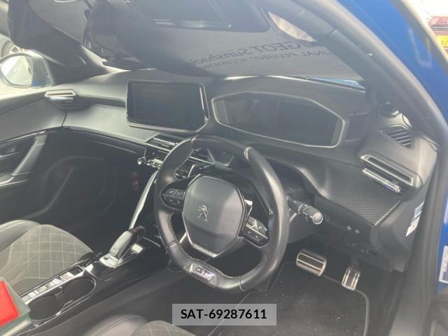 Peugeot 2008 2020-11 8101175-12