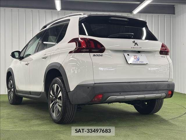Peugeot 2008 2017-06 8146407-16