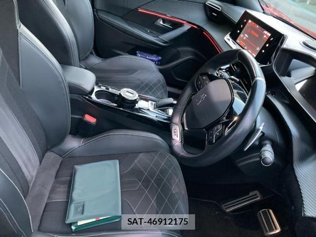 Peugeot 2008 2021-12 8231274-15