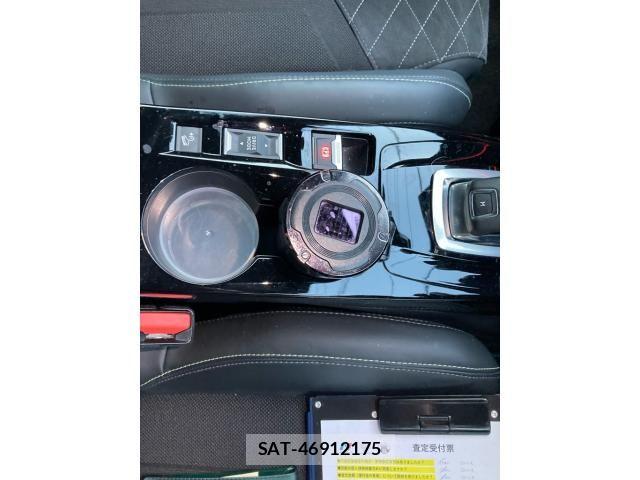 Peugeot 2008 2021-12 8231274-17