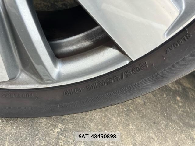 Peugeot 2008 2015-02 8231276-8