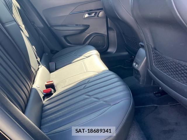 Peugeot 2008 2022-08 8231273-12