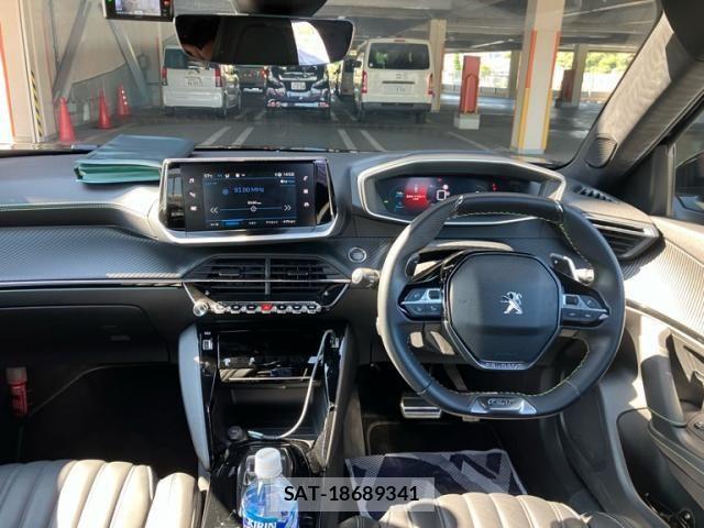 Peugeot 2008 2022-08 8231273-16