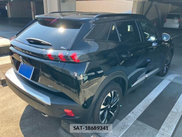 Peugeot 2008 2022-08 8231273-3