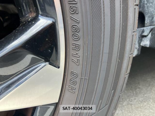 Peugeot 2008 2021-06 8231275-12