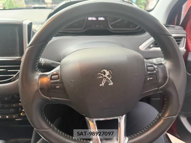 Peugeot 2008 2016-03 8246317-17