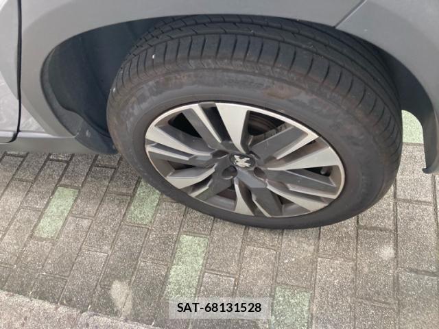 Peugeot 2008 2020-02 8316348-7