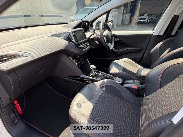 Peugeot 2008 2017-05 8316349-16