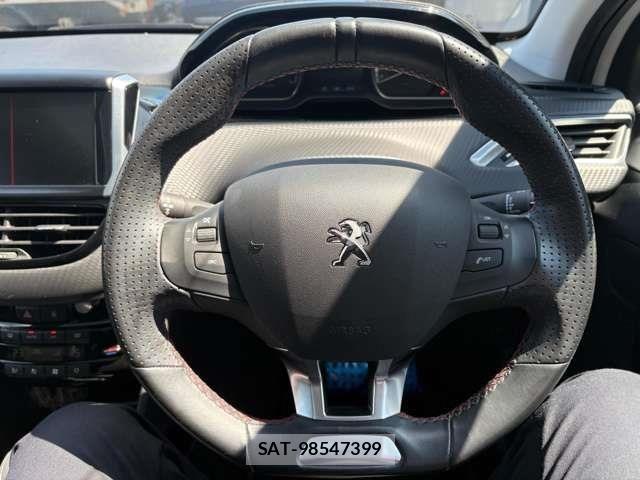 Peugeot 2008 2017-05 8316349-18