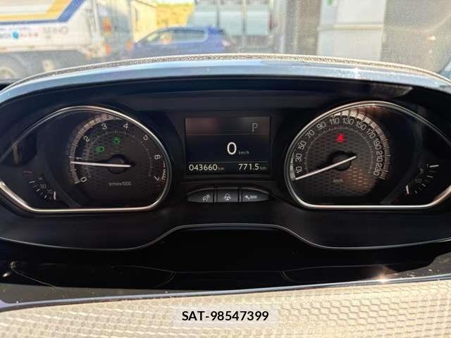 Peugeot 2008 2017-05 8316349-19