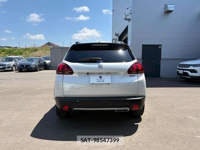 Peugeot 2008 2017-05 8316349-3