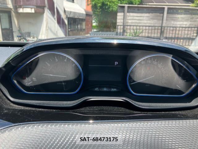 Peugeot 2008 2017-03 8316351-15
