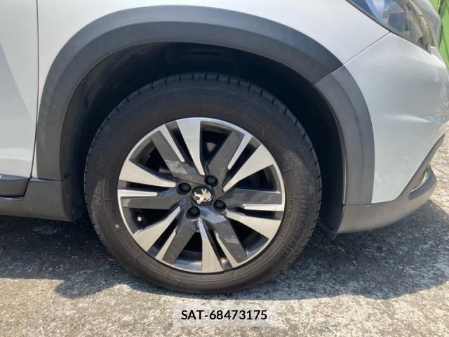 Peugeot 2008 2017-03 8316351-7