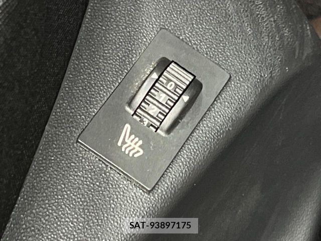 Peugeot 2008 2019-11 8337364-5