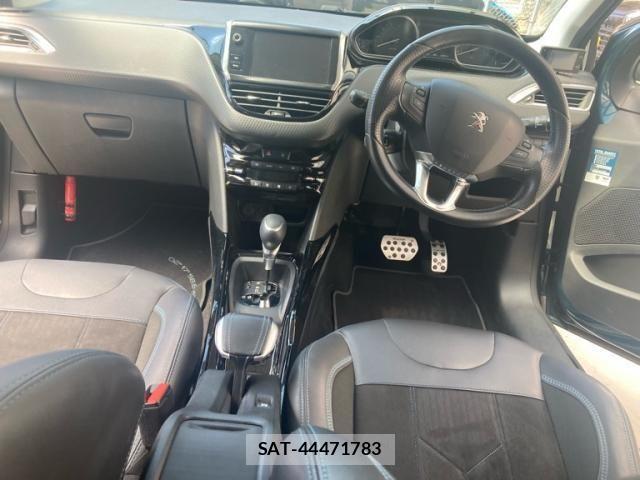 Peugeot 2008 2019-06 8337365-15