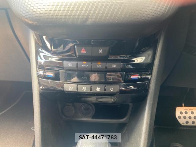 Peugeot 2008 2019-06 8337365-21